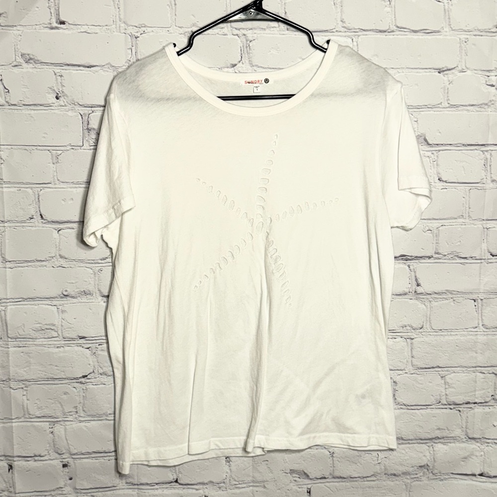 Sundry white starfish embroidered cutout short sleeved t-shirt